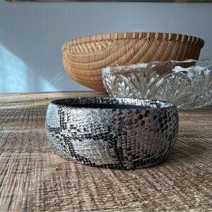 Faux Snakeskin Textured Statement Bangle | Metallic Silver & Black Wide Bracelet